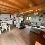 Letniskowy Opowieści Z Narie