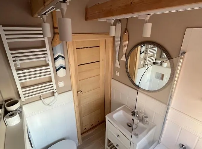 Letniskowy Opowiesci Z Narie *